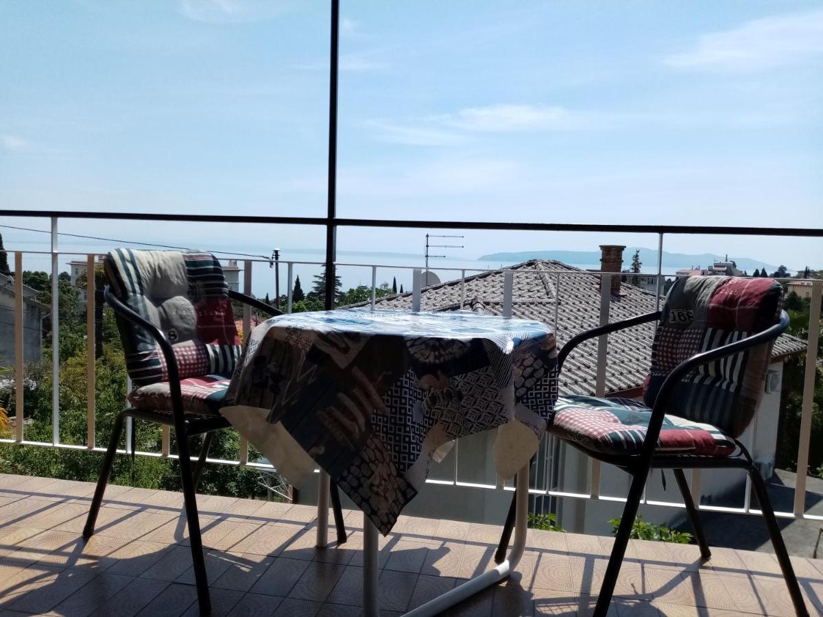 Apartman Violeta Lovran Exterior photo